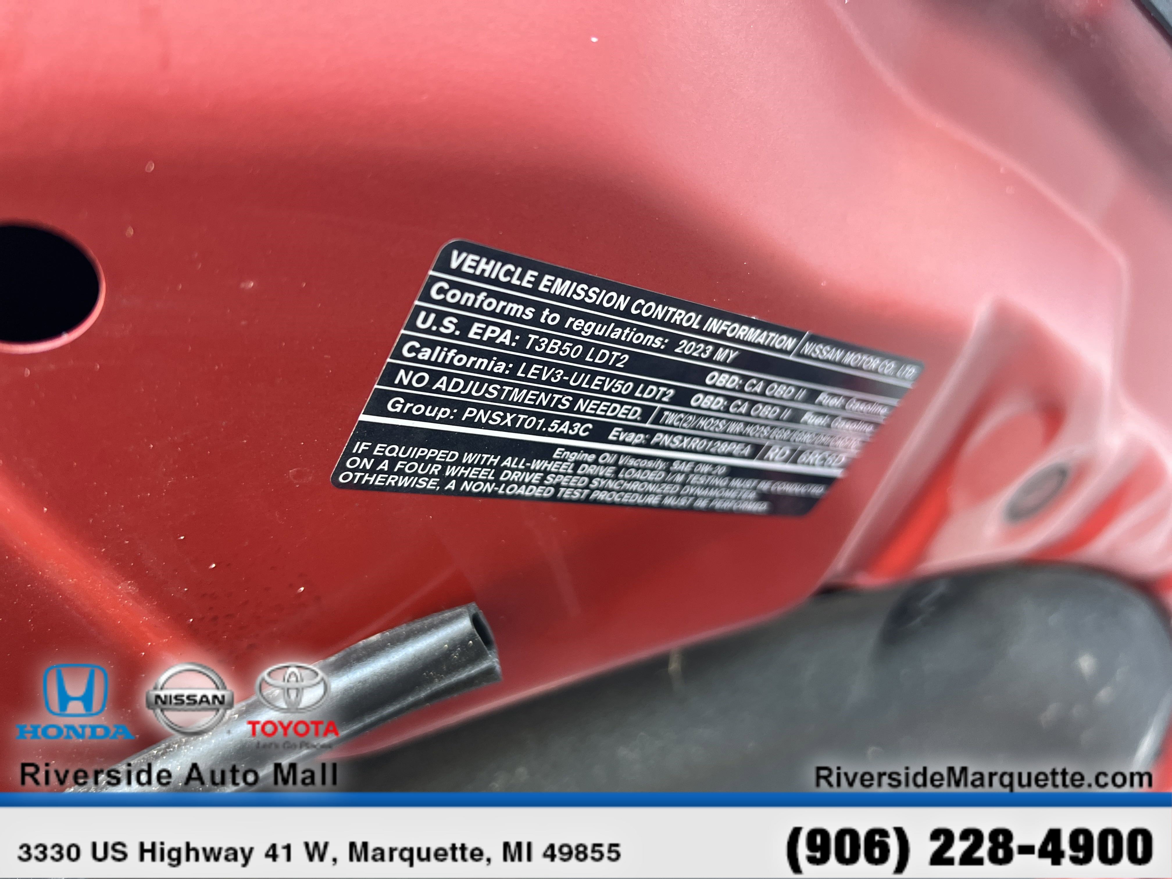 Used 2023 Nissan Rogue SV image 9