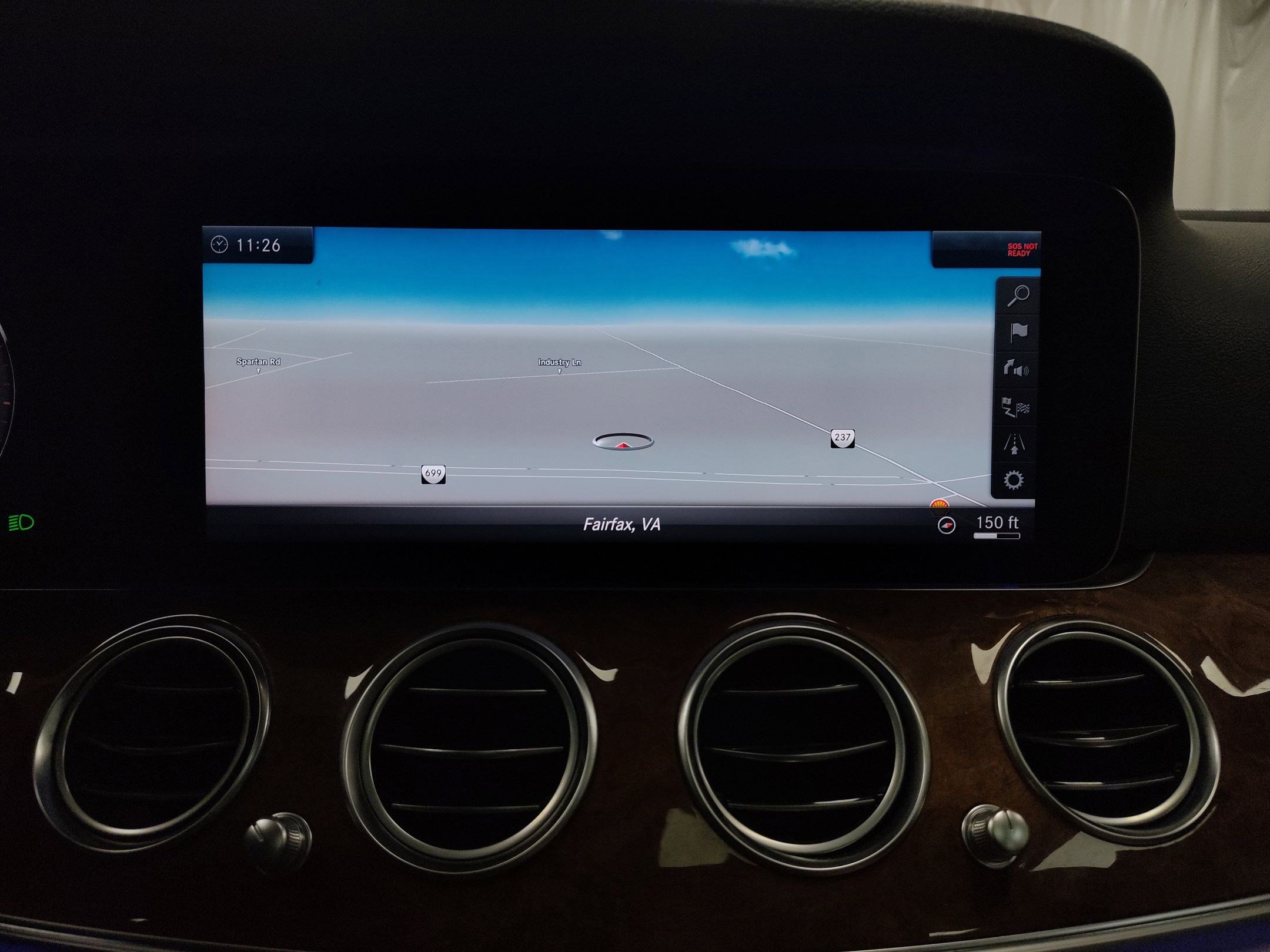 Used 2018 Mercedes-Benz E 300 4MATIC image 18