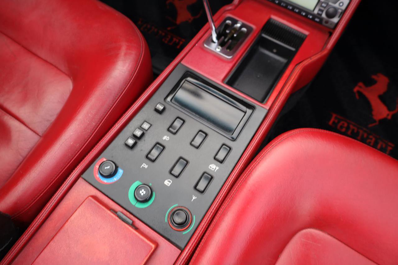 Used 1989 Ferrari Mondial T Cabriolet image 17