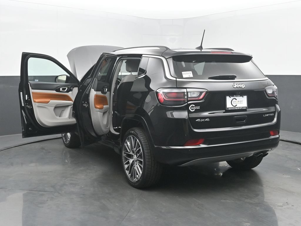 Used 2022 Jeep Compass Limited w/ Elite Group AWD/4WD image 59