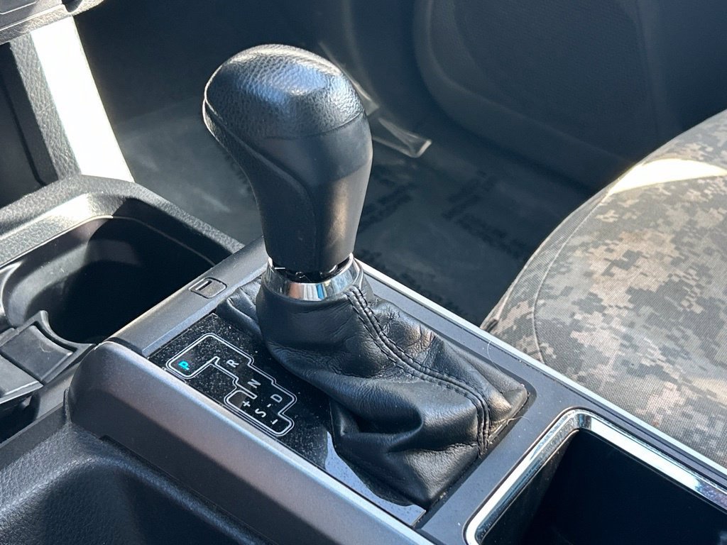 Used 2019 Toyota Tacoma SR5 AWD/4WD image 34