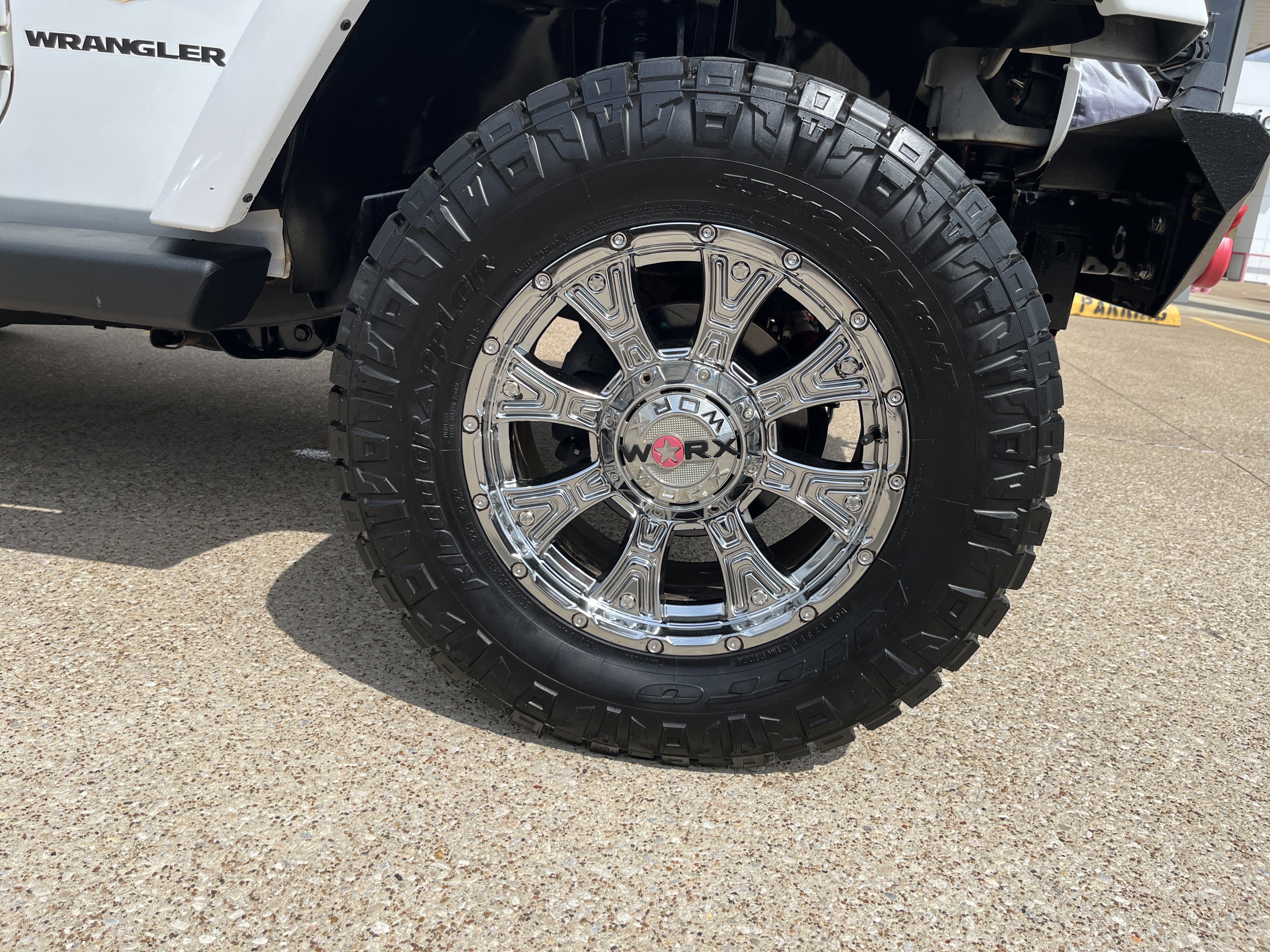 Used 2013 Jeep Wrangler Sahara image 17