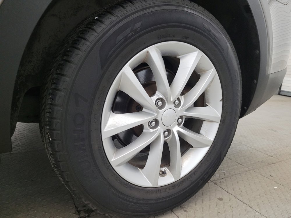 Used 2018 Kia Sorento LX image 31