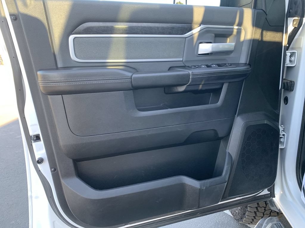 Used 2022 RAM 3500 Big Horn AWD/4WD image 20