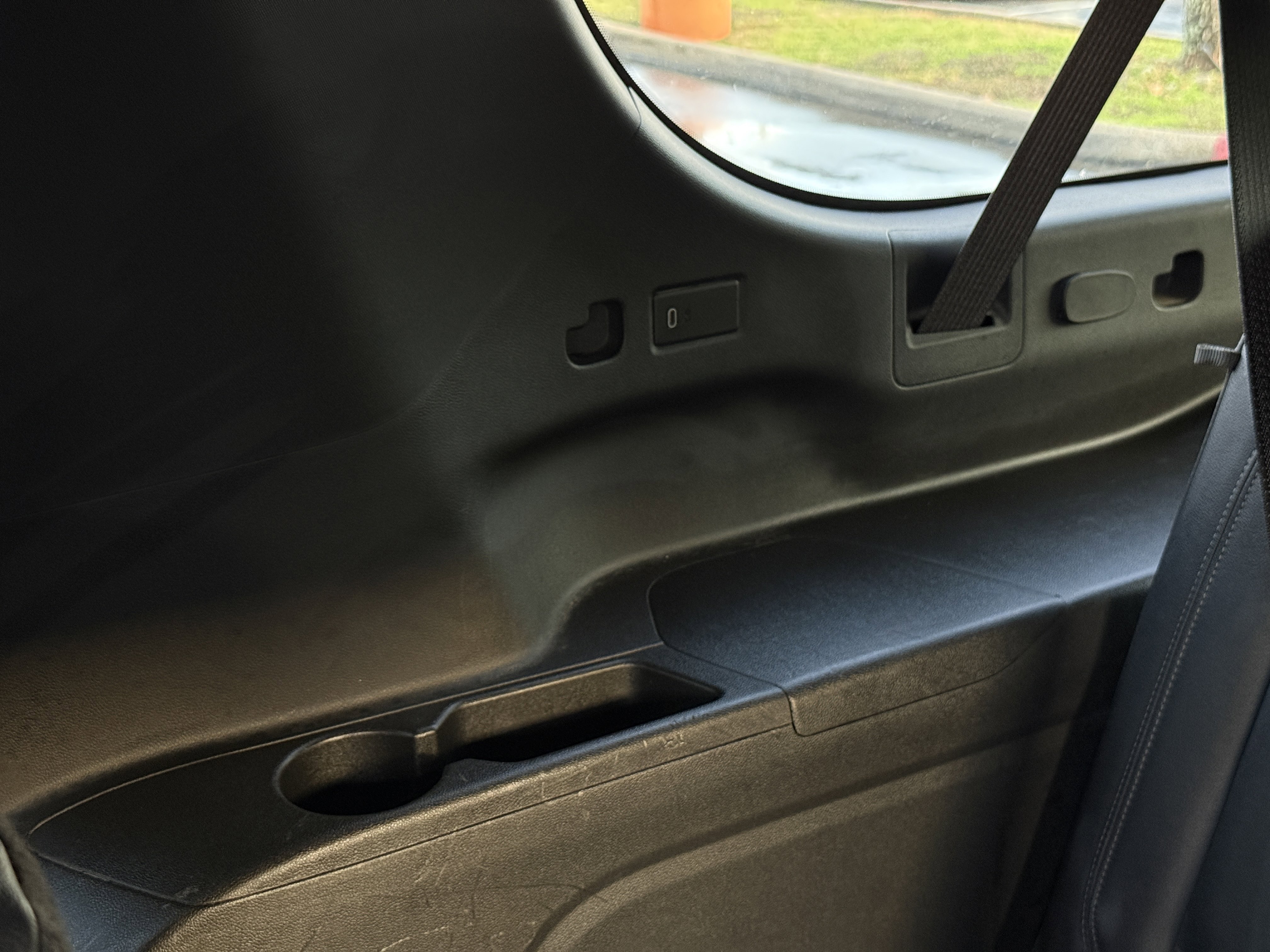 Used 2025 Chevrolet Suburban Z71 image 45