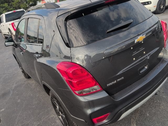 Used 2017 Chevrolet Trax LT w/ LT Convenience Package AWD/4WD image 6