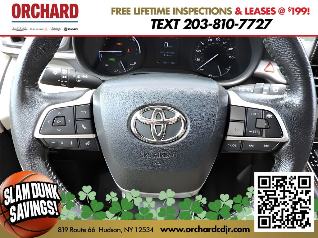 Used 2022 Toyota Sienna XLE image 25