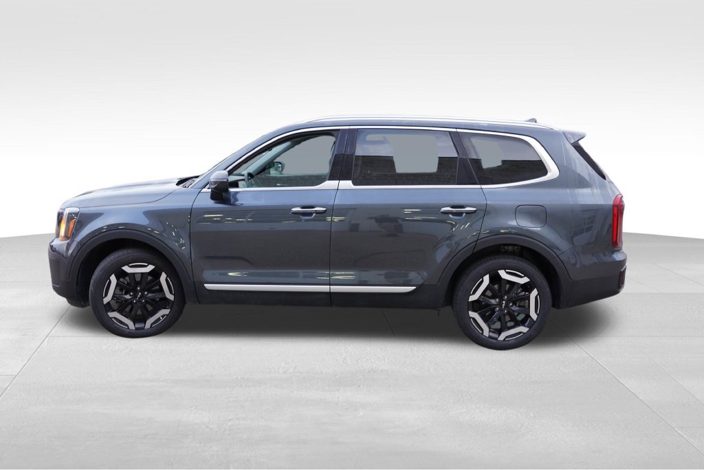 Certified 2024 Kia Telluride S AWD/4WD image 9
