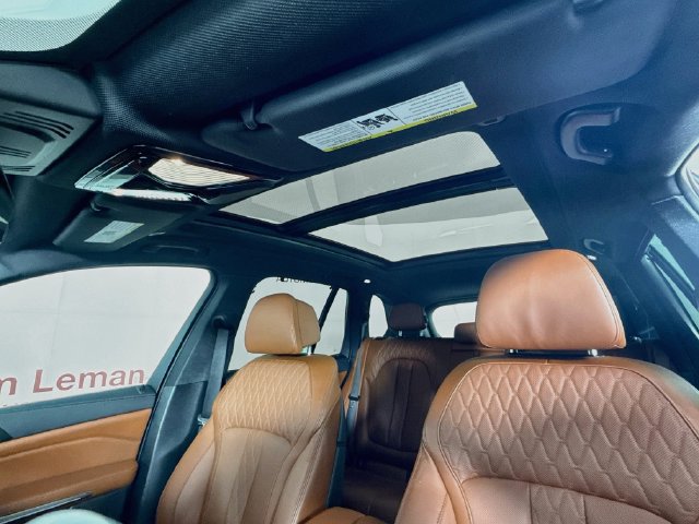 Used 2022 BMW X5 xDrive40i w/ M Sport Package AWD/4WD image 22