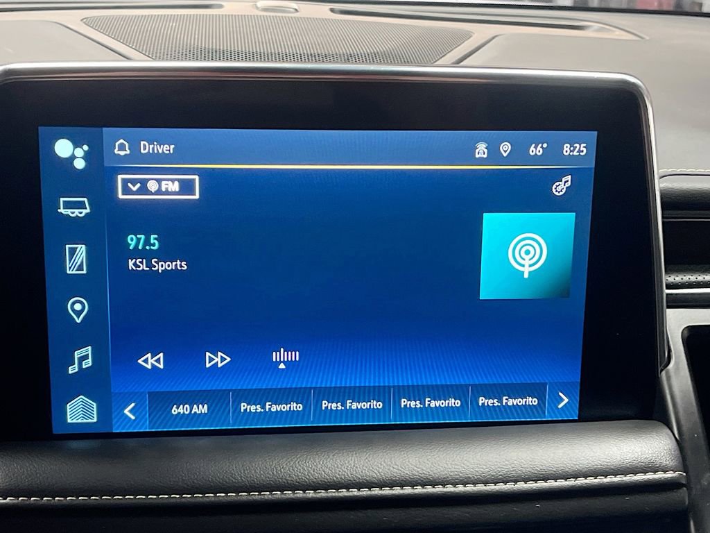 Used 2023 Chevrolet Tahoe Premier AWD/4WD image 15