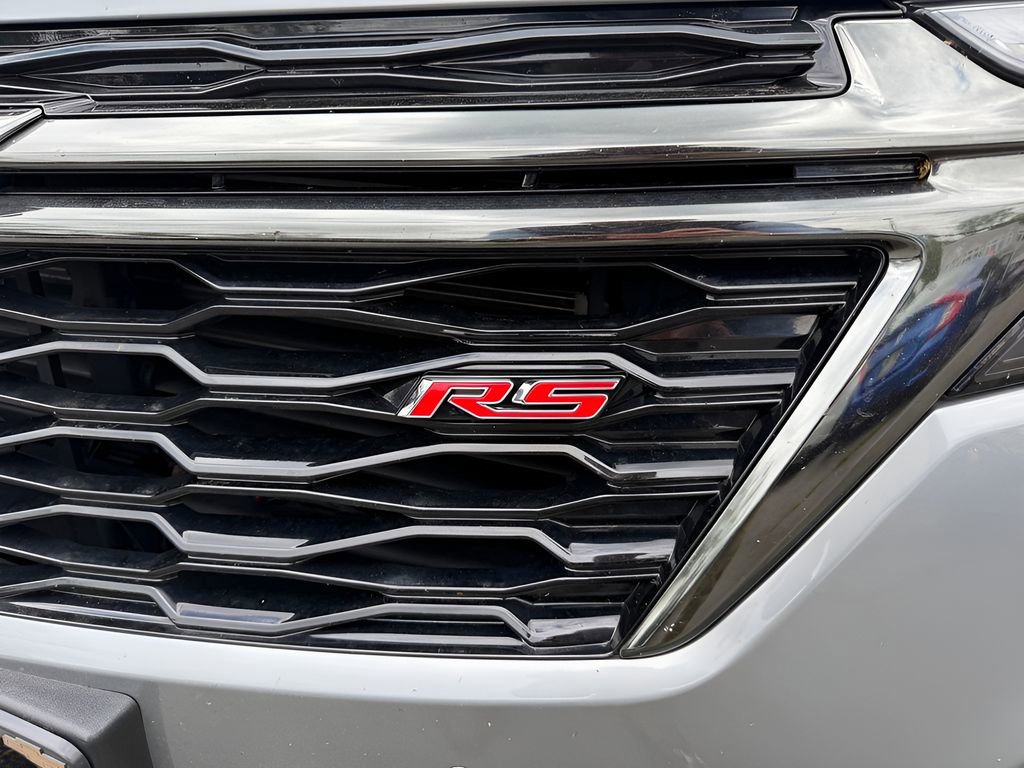 Used 2023 Chevrolet Equinox RS AWD/4WD image 11