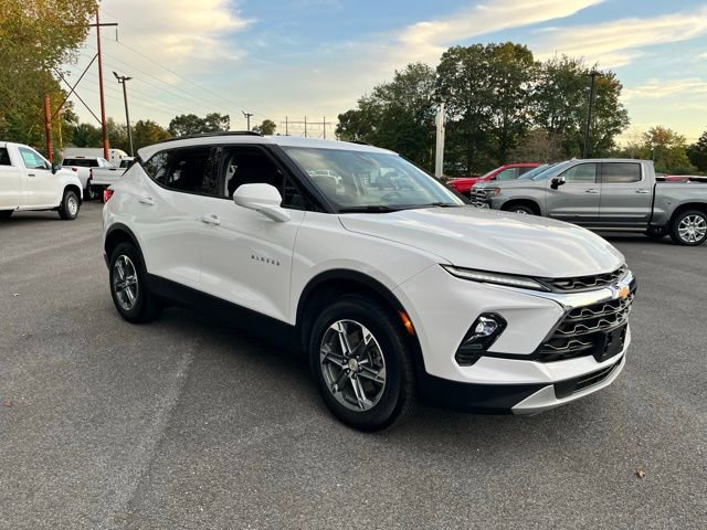 Used 2024 Chevrolet Blazer LT w/ Convenience Package image 4