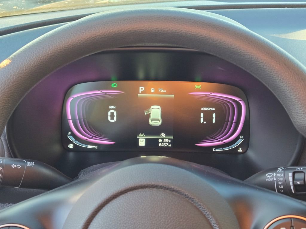 Used 2025 Kia Soul LX w/ Option Group 015 image 38