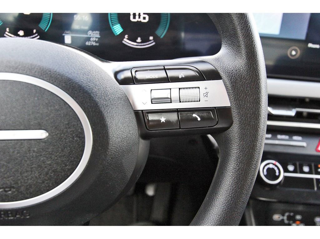 Certified 2025 Hyundai Sonata SE image 18