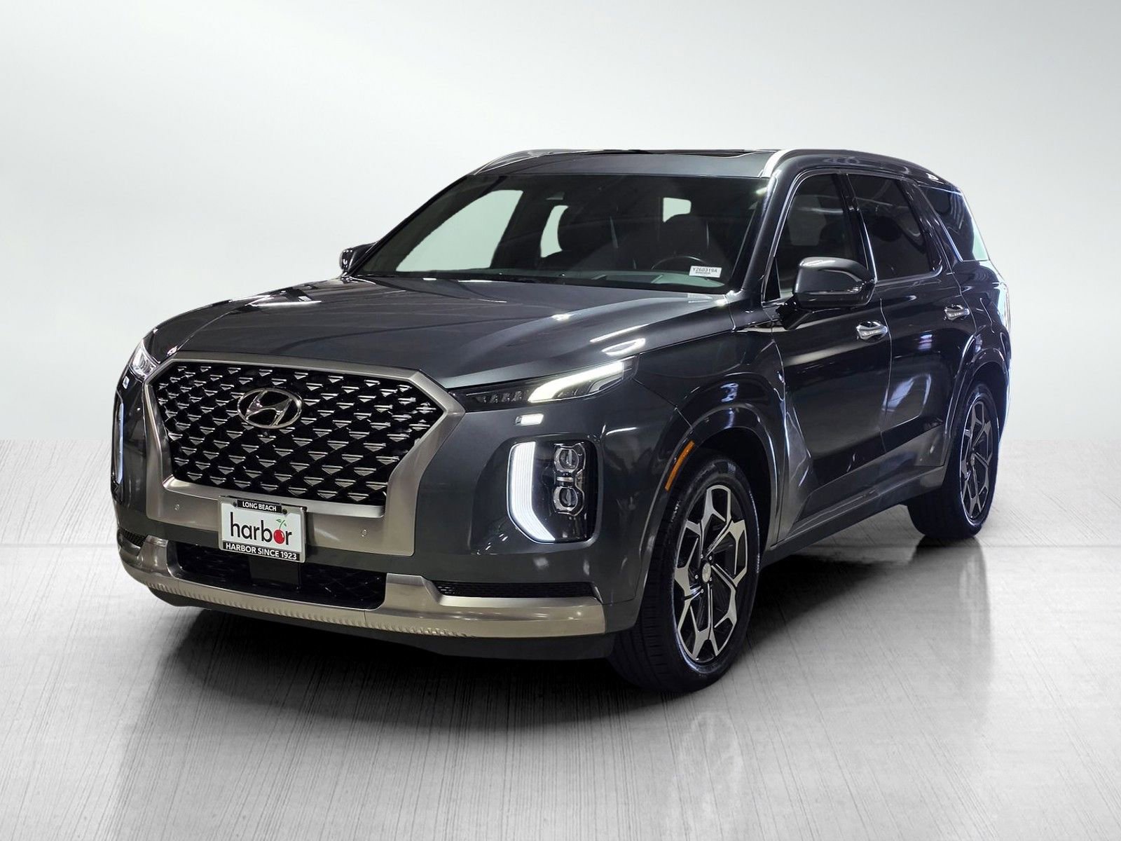 Used 2022 Hyundai Palisade Calligraphy w/ Cargo Package image 3