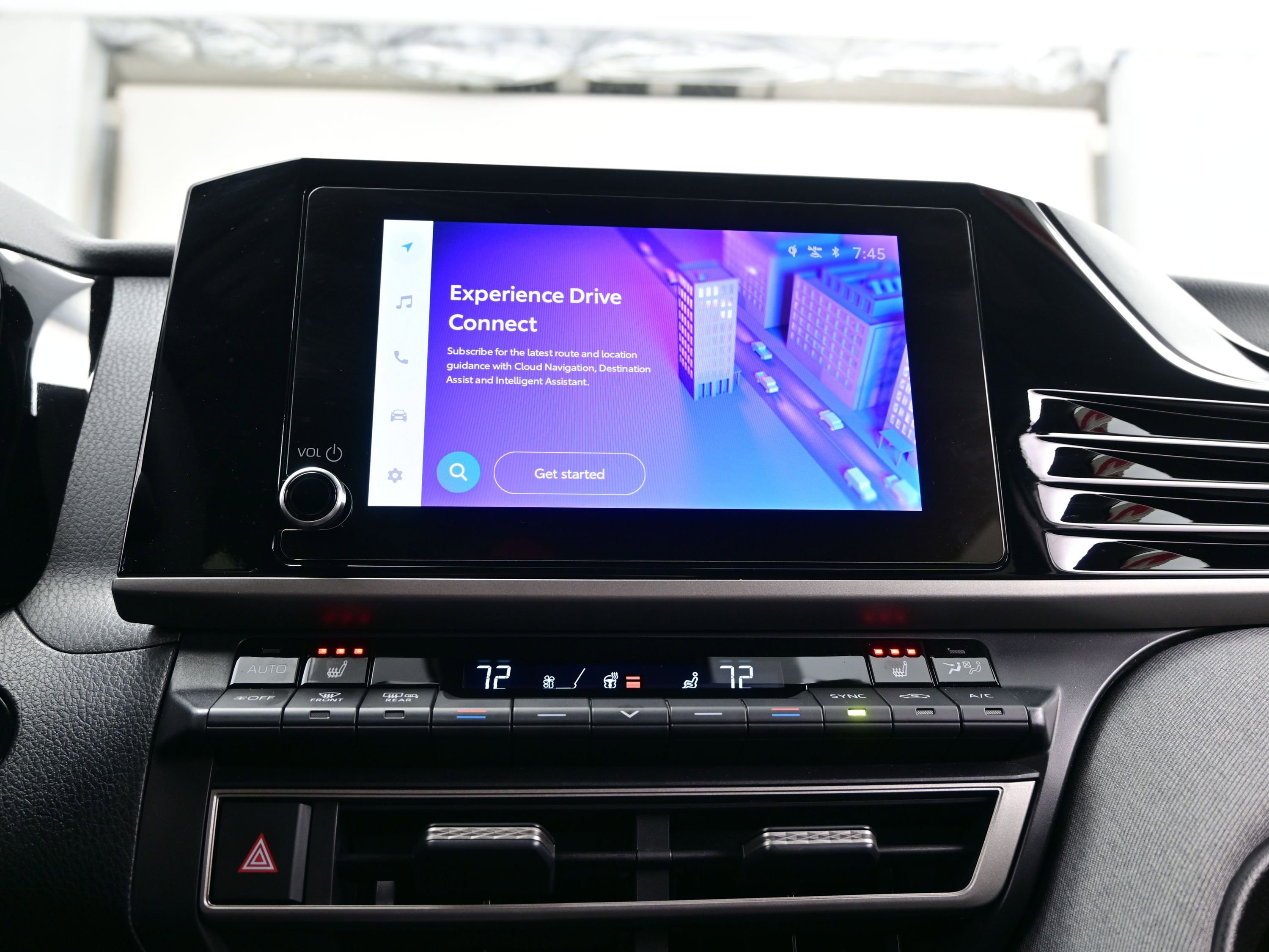 Used 2025 Toyota Camry LE w/ Convenience Package image 19