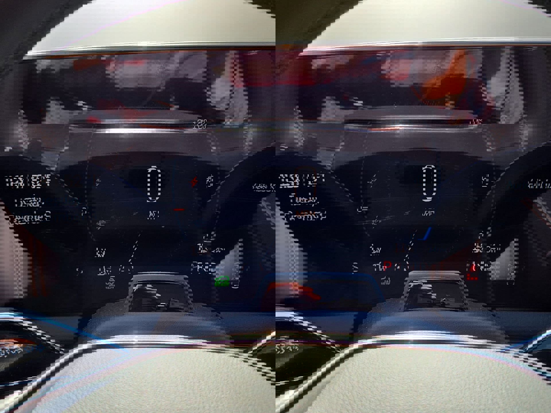 New 2026 Cadillac Optiq Luxury 2 image 20