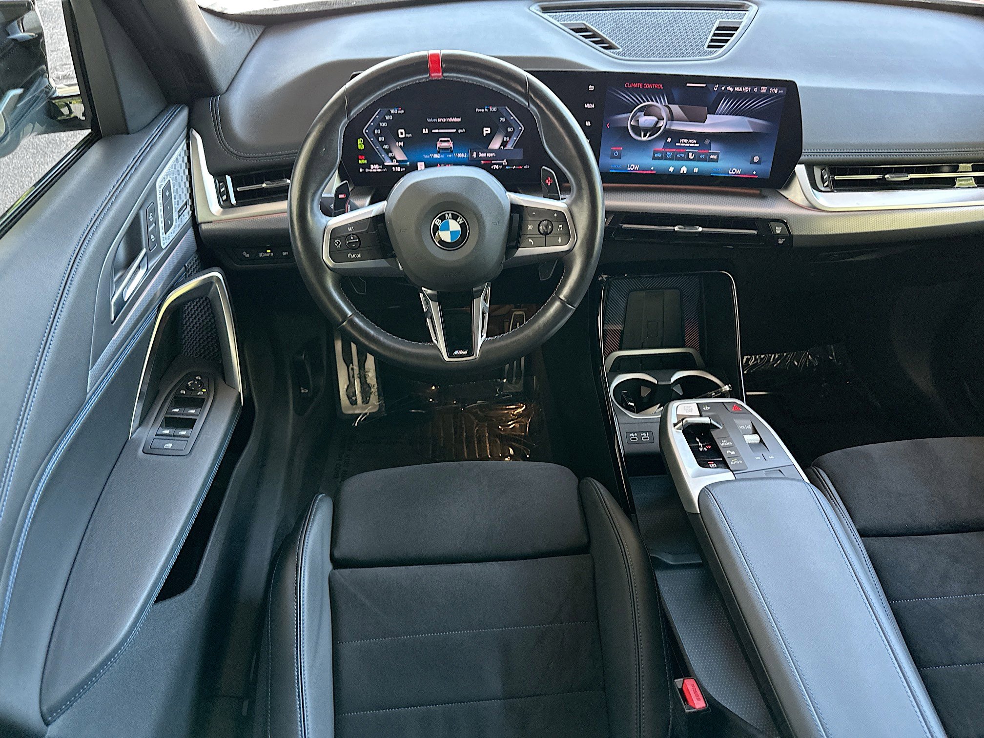 Certified 2024 BMW X1 M35i w/ Shadowloine Package AWD/4WD image 22