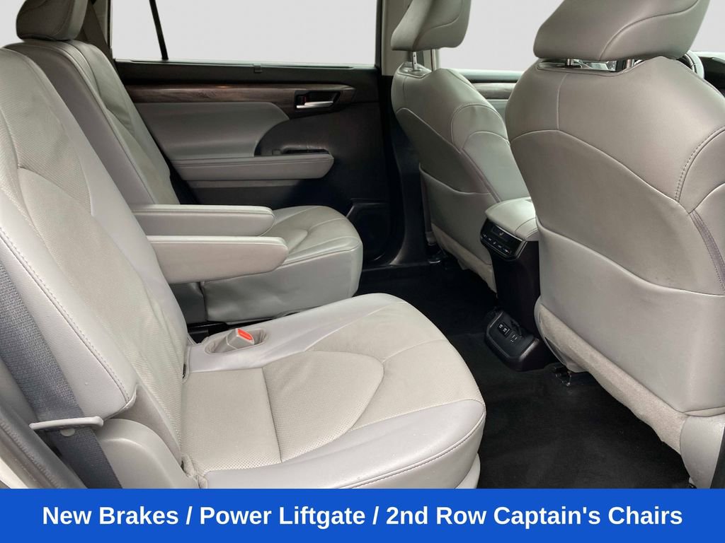 Used 2021 Toyota Highlander Limited AWD/4WD image 23