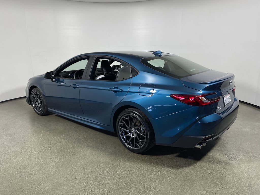 Certified 2025 Toyota Camry SE AWD/4WD image 5