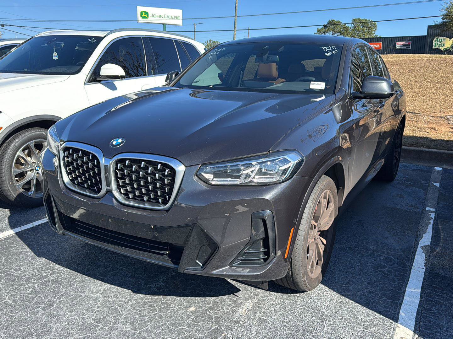 Certified 2025 BMW X4 xDrive30i w/ M Sport Package image 2