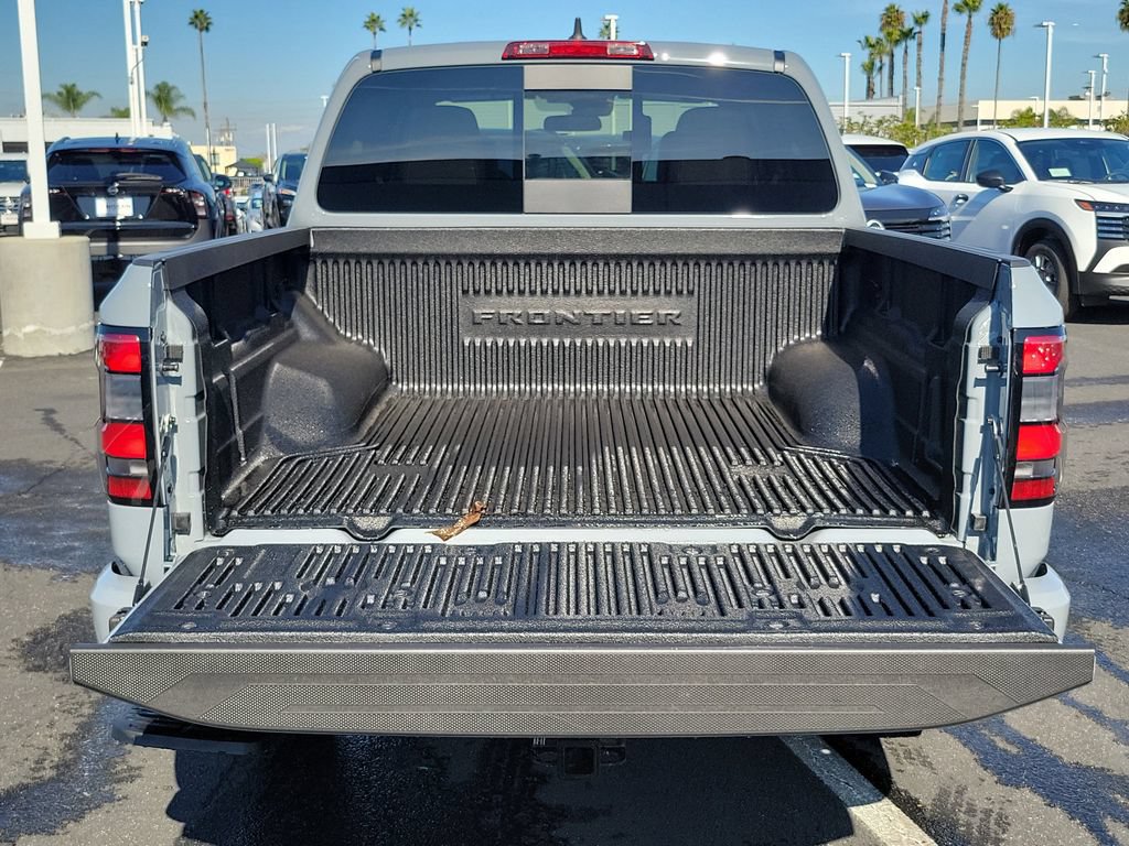 New 2026 Nissan Frontier SV w/ Tow Package AWD/4WD image 4