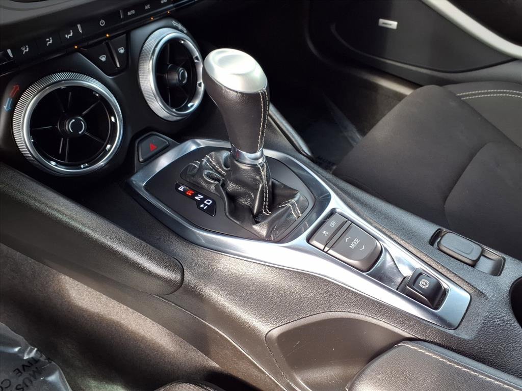 Used 2023 Chevrolet Camaro LT w/ Technology Package image 20