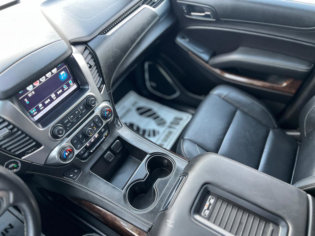 Used 2017 Chevrolet Tahoe LT image 22