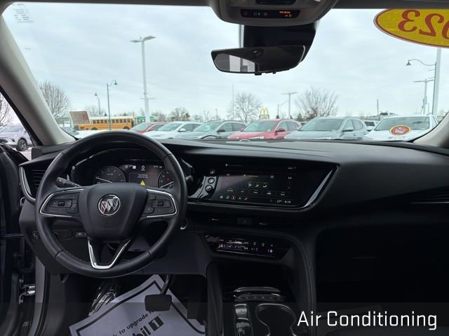 Used 2023 Buick Envision Avenir image 27