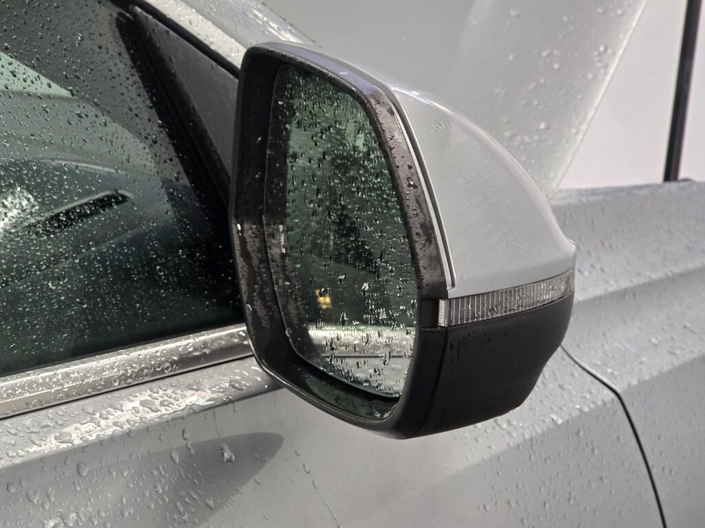 Used 2024 Audi Q8 Prestige w/ Prestige Package image 29