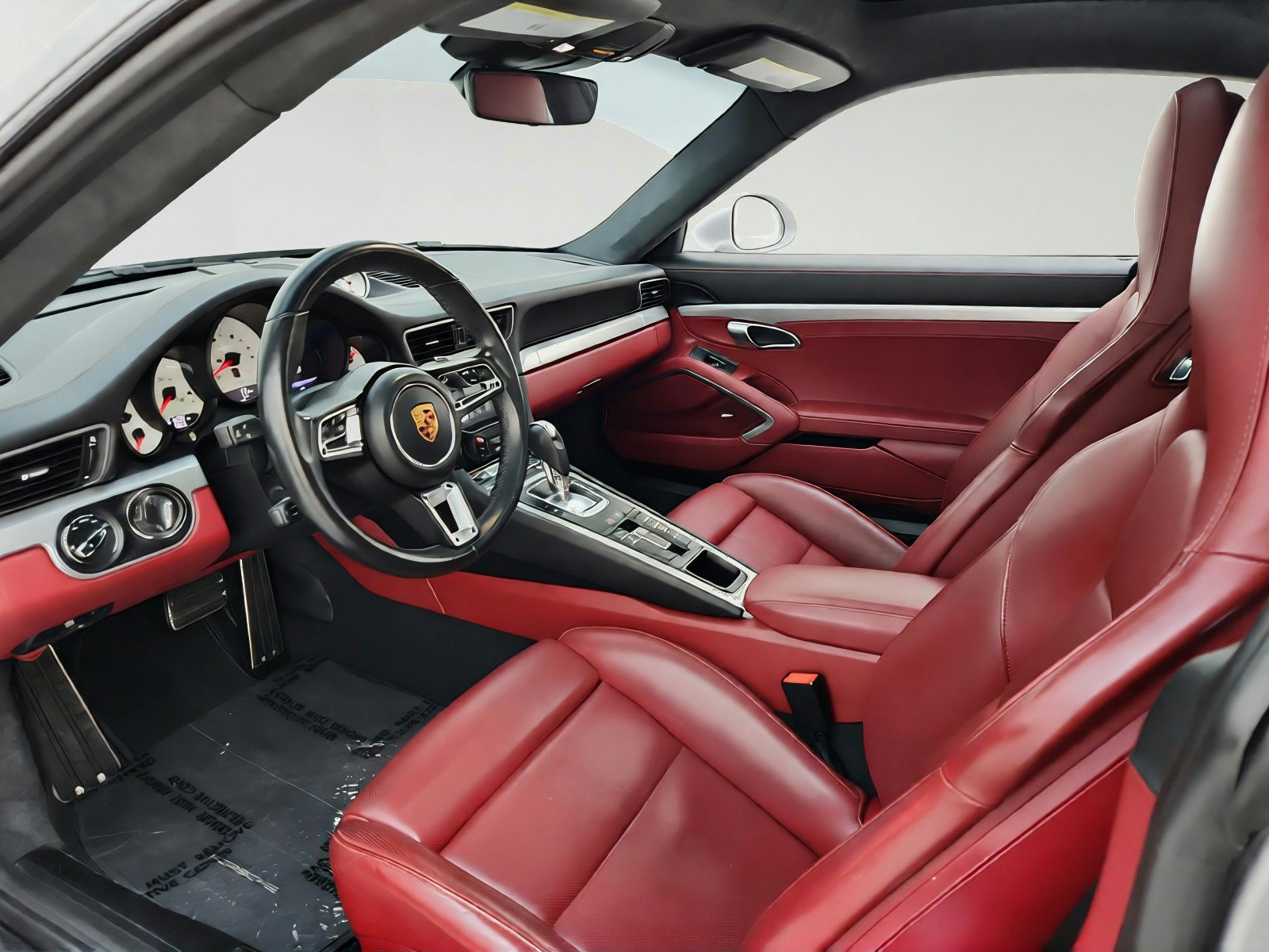 Used 2017 Porsche 911 Carrera GTS RWD image 17