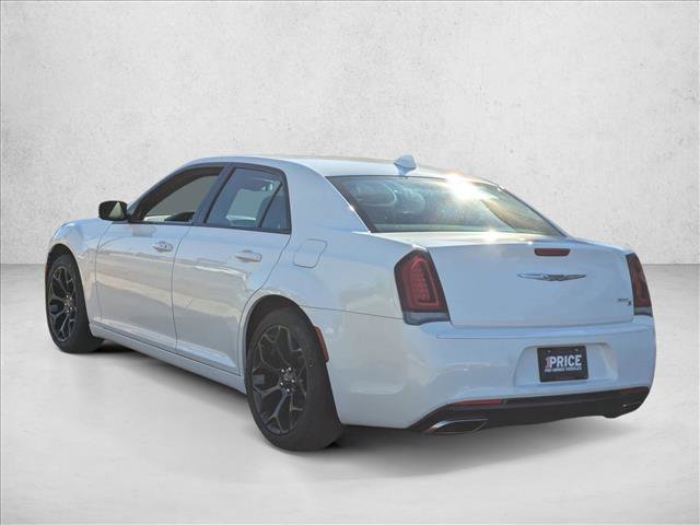 Used 2019 Chrysler 300 S image 8