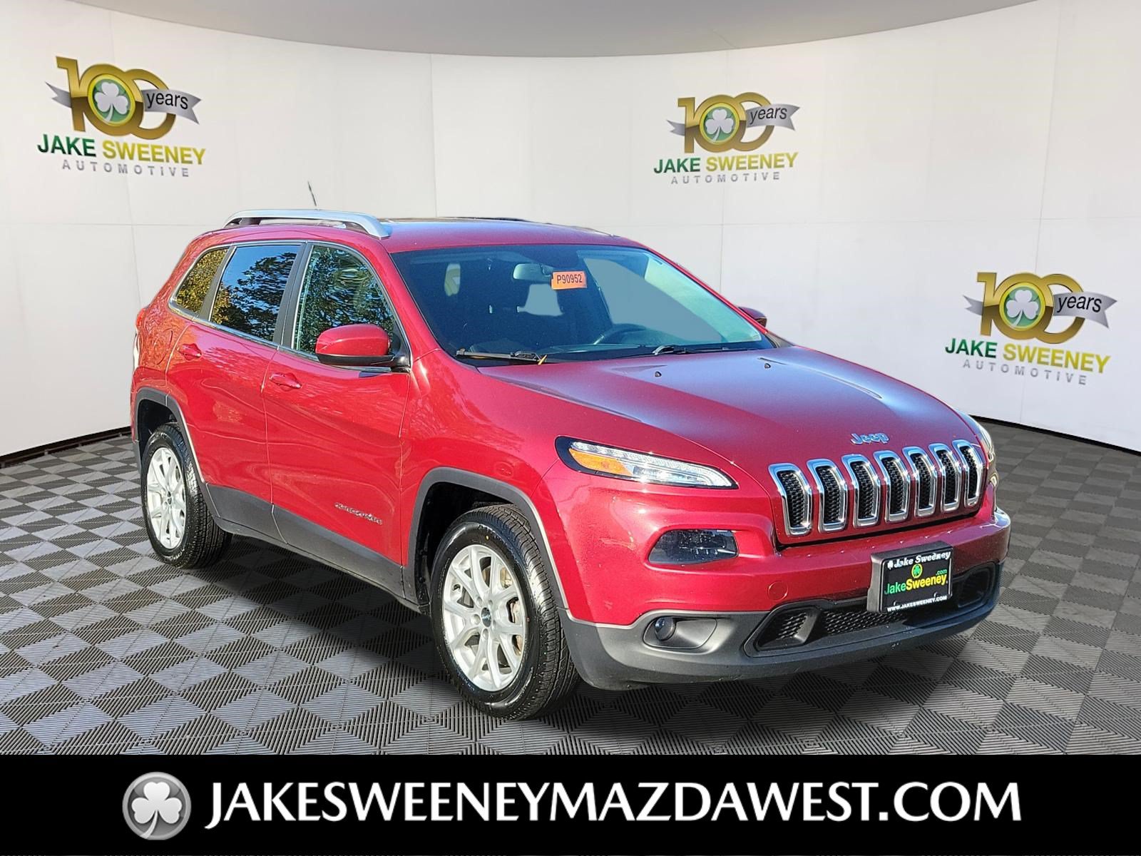 Used 2015 Jeep Cherokee Latitude w/ Cold Weather Group FWD image 1