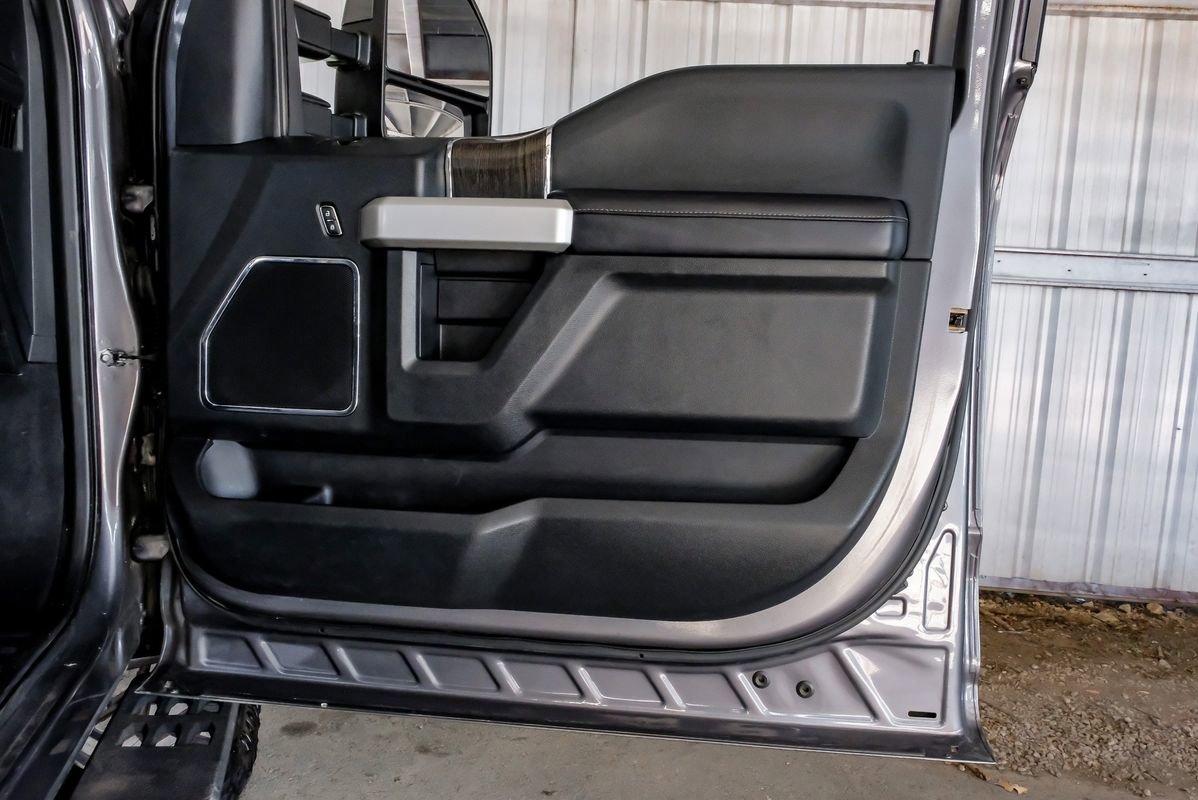 Used 2021 Ford F250 Lariat w/ Tremor Off-Road Package image 45