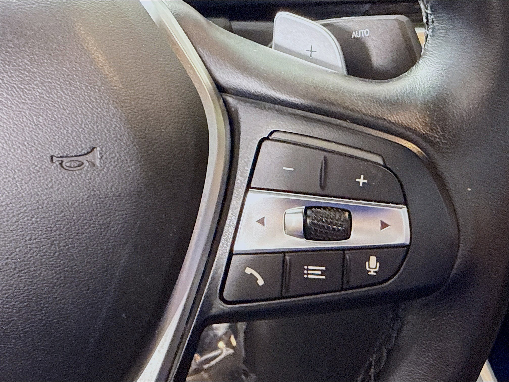 Used 2023 BMW 330e w/ Premium Package image 15