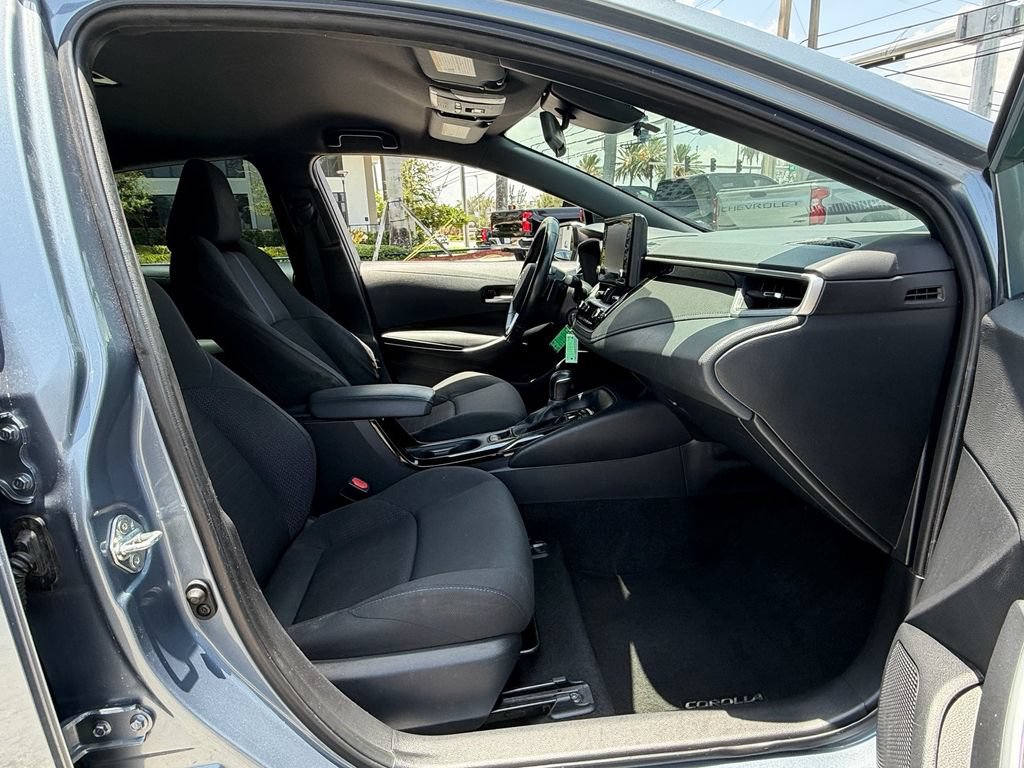 Used 2022 Toyota Corolla SE FWD image 15