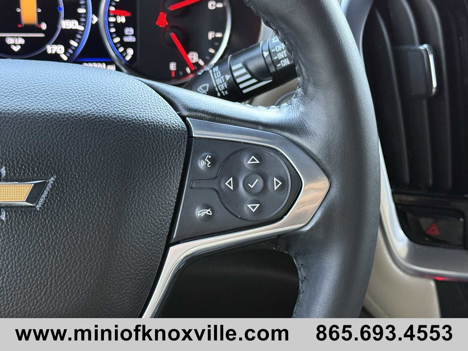 Used 2022 Chevrolet Traverse Premier image 19