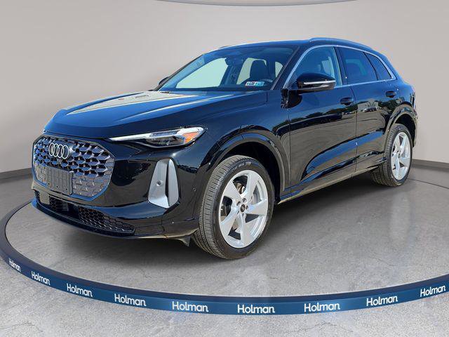 Used 2025 Audi Q5 Premium AWD/4WD image 1