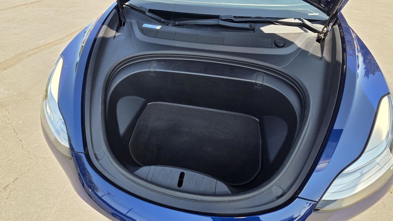 Used 2018 Tesla Model 3 Long Range RWD image 21