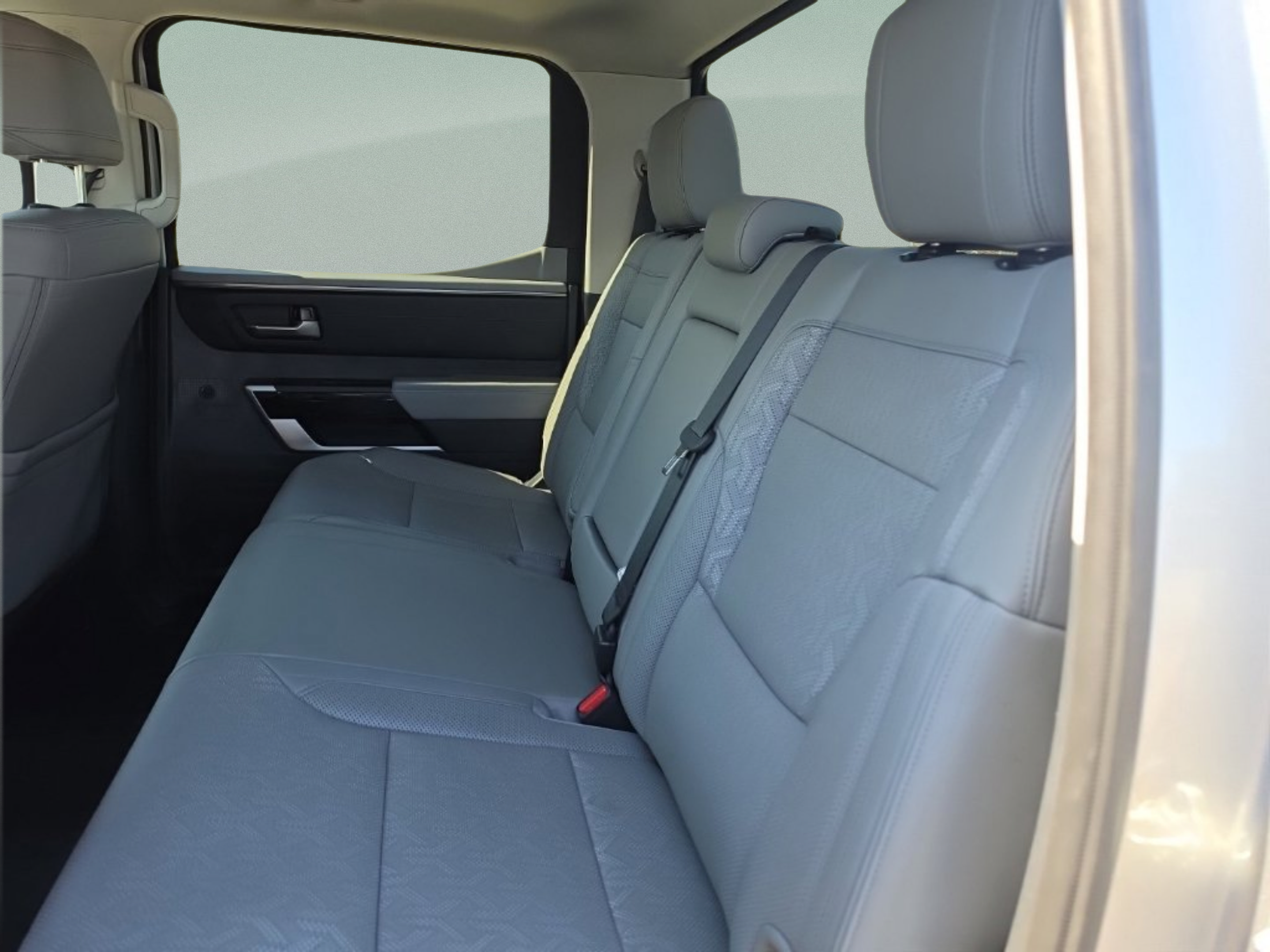Used 2024 Toyota Tundra Limited w/ Power Package AWD/4WD image 22