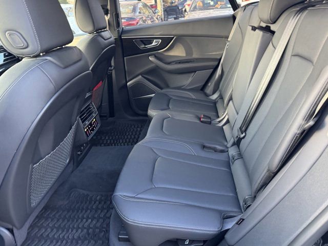 Used 2026 Audi Q8 Premium Plus image 35