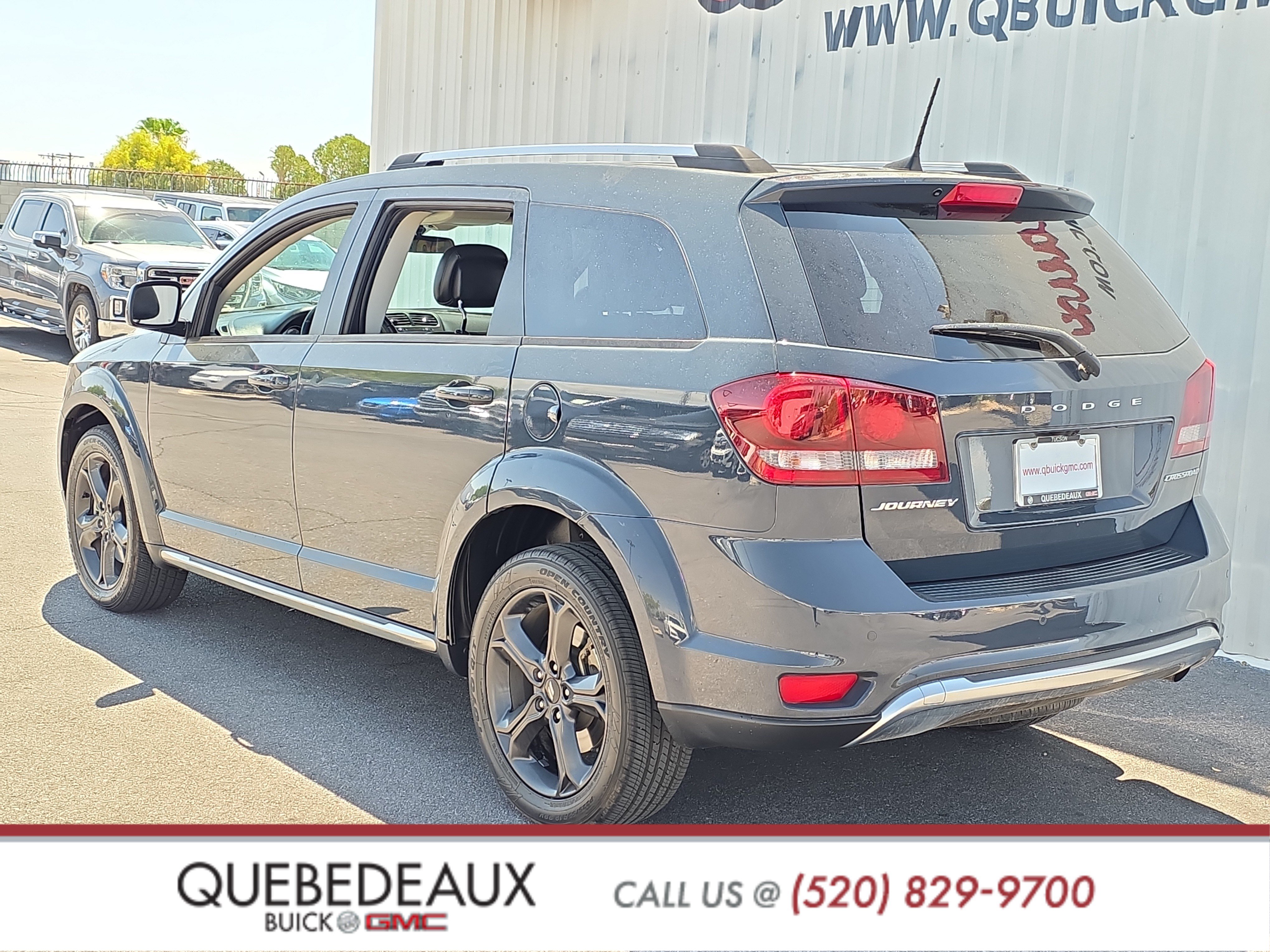 Used 2018 Dodge Journey Crossroad w/ Driver Convenience Group FWD image 5