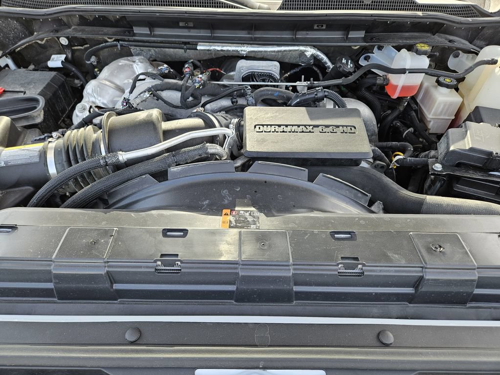 Used 2024 Chevrolet Silverado 2500 LT AWD/4WD image 32