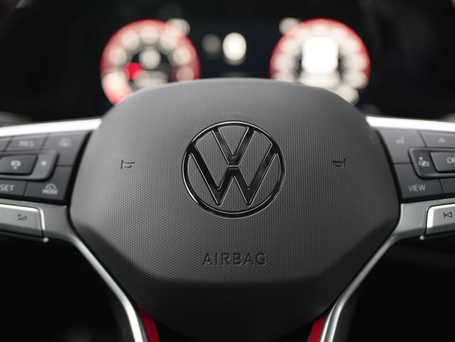 New 2026 Volkswagen GTI SE FWD image 21