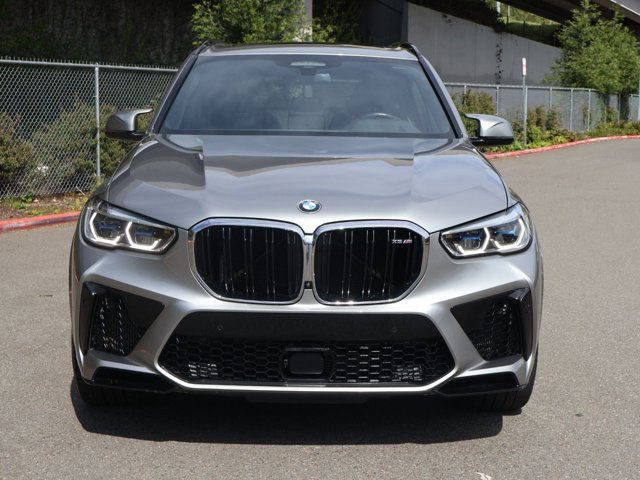 Used 2021 BMW X5 M w/ Executive Package AWD/4WD image 2