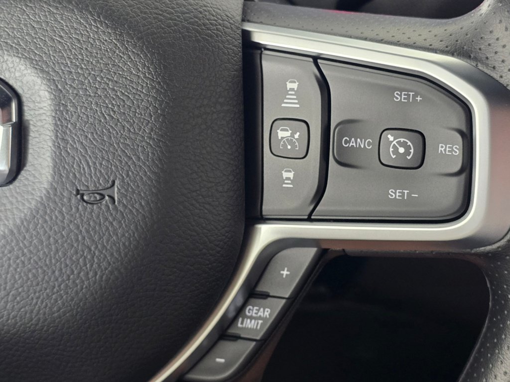 New 2026 RAM 2500 Tradesman AWD/4WD image 33