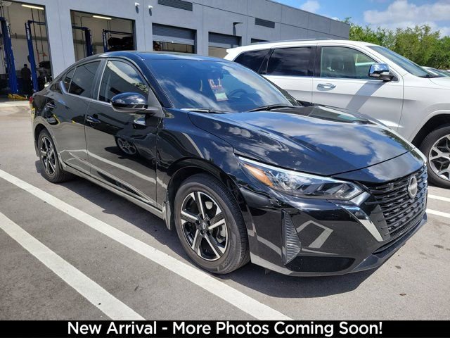 Certified 2025 Nissan Sentra SV FWD image 1