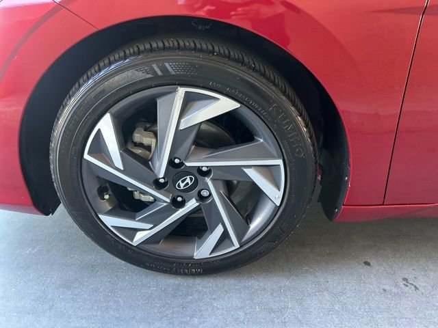 Certified 2025 Hyundai Elantra Sport image 38