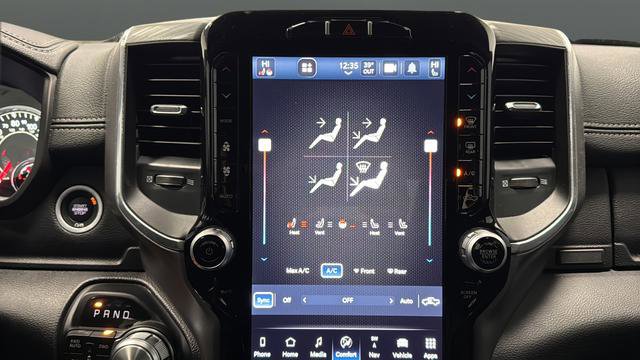 Used 2023 RAM 1500 Laramie AWD/4WD image 17
