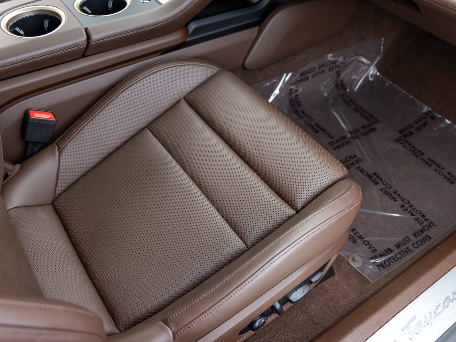 Certified 2025 Porsche Taycan AWD/4WD image 63